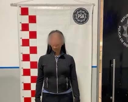 Cae en Argentina Ana Carmen Sosa Cravioto, hija de Gerardo Sosa Castelán, con alerta roja de Interpol Post feature image