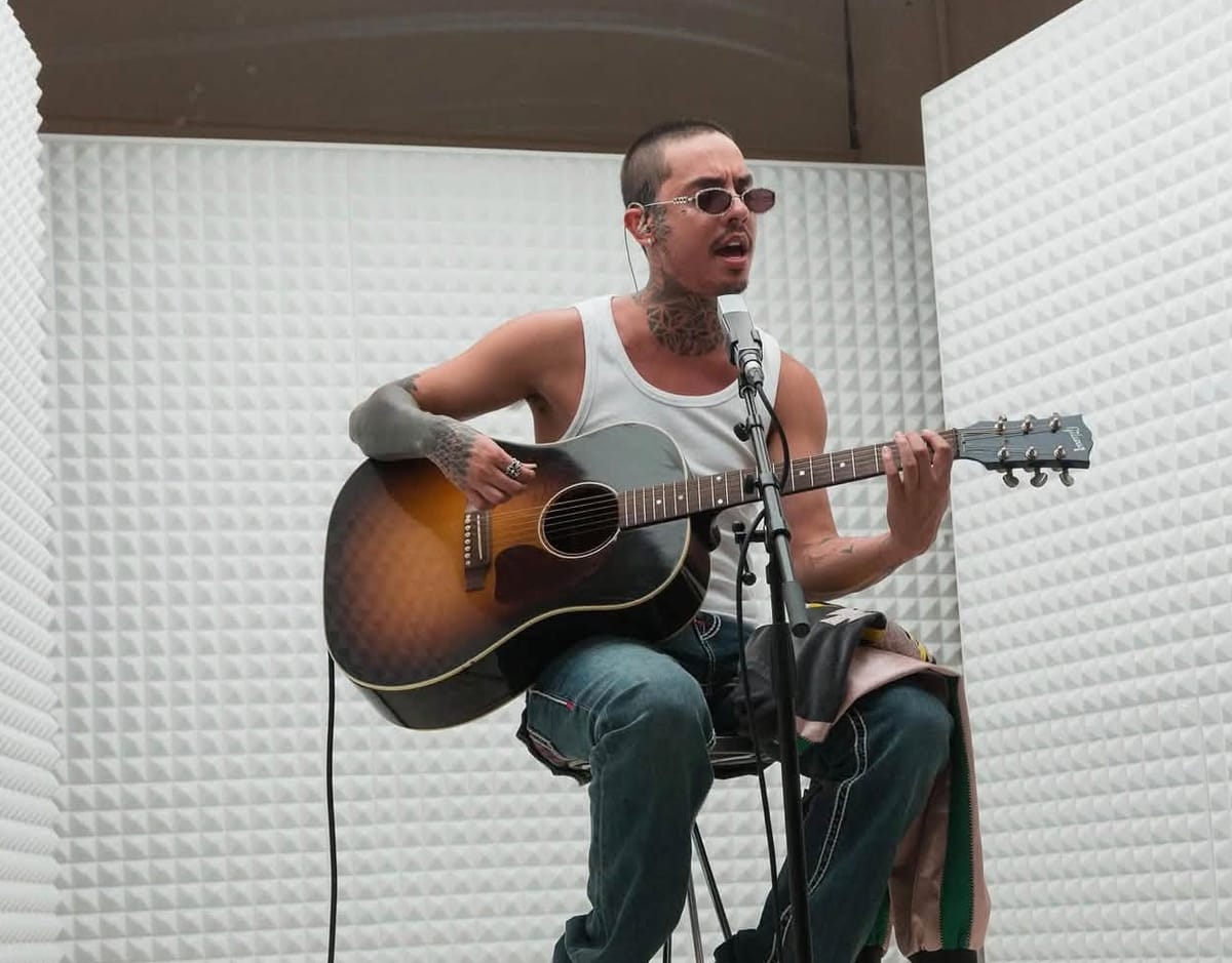 Natanael Cano quiere hacer historia en la radio con “La Tumbada” Post feature image