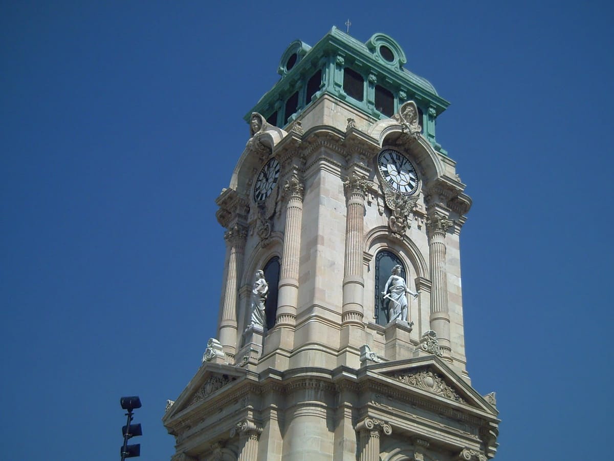 El Reloj Monumental de Pachuca cumple 116 años: la torre que convirtió a una plaza minera en un símbolo nacional Post feature image