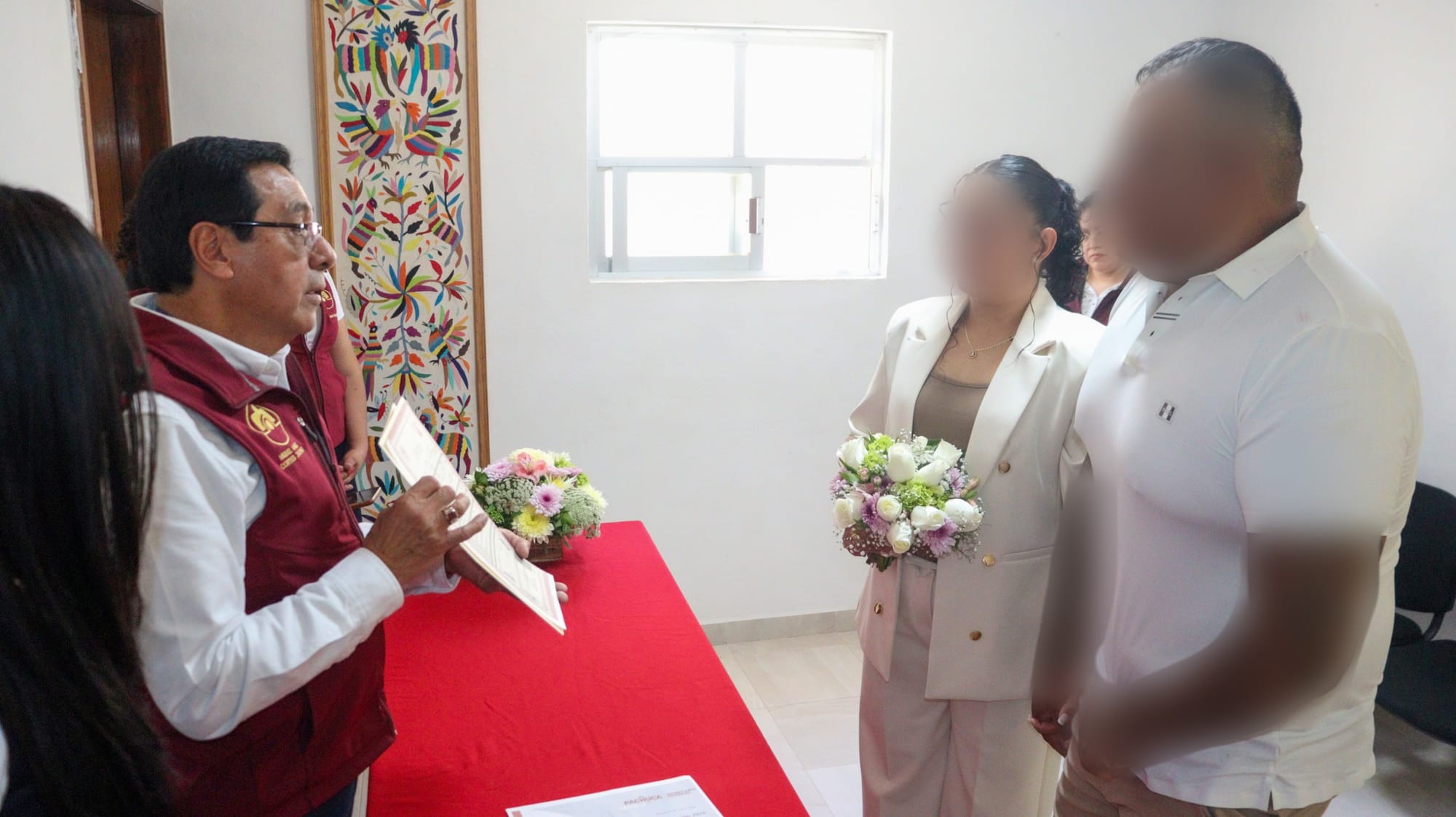 Registran nacimiento y celebran matrimonio civil en el Cereso de Pachuca