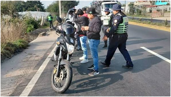 Panales, primera comunidad de Hidalgo en exigir casco a motociclistas
