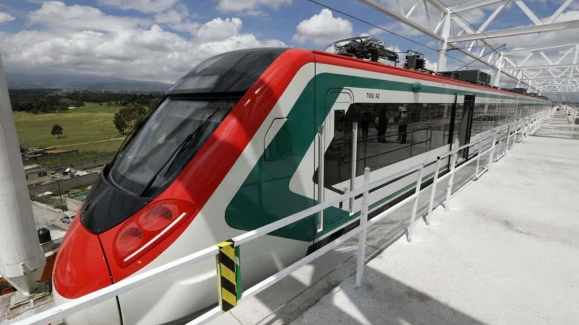 Buscan reunir 10 mil firmas para solicitar un paradero del Tren México–Querétaro en Teoloyucan