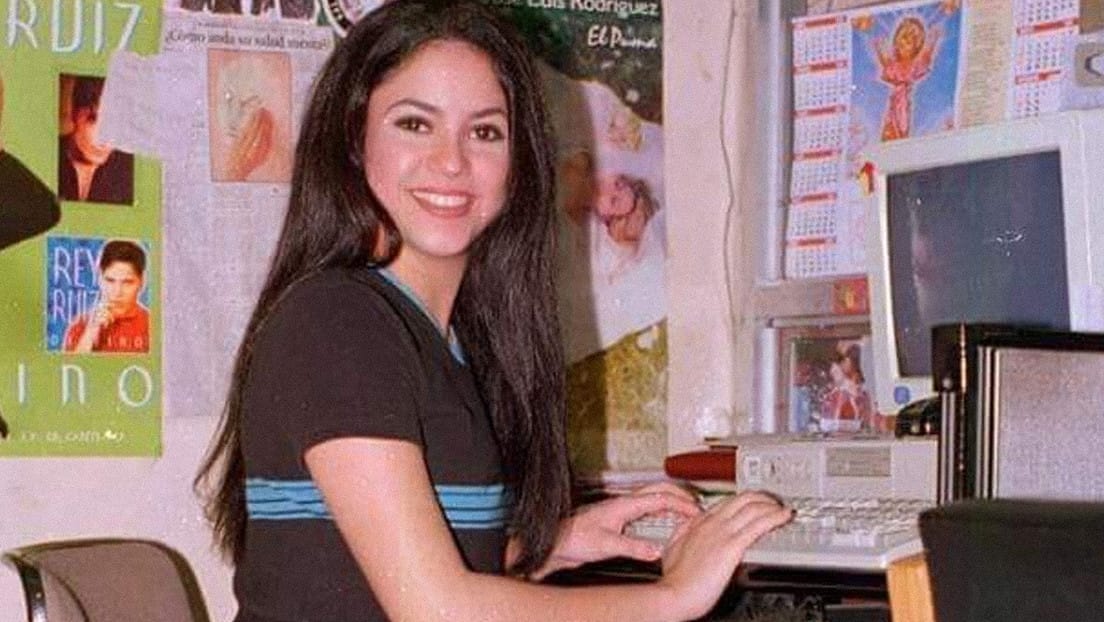 El internet estalla: Shakira revive su icónico meme de los 90