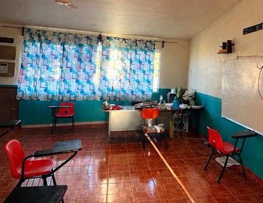 Roban cuatro pantallas y equipo de telesecundaria en Atotonilco el Grande imagen destacada