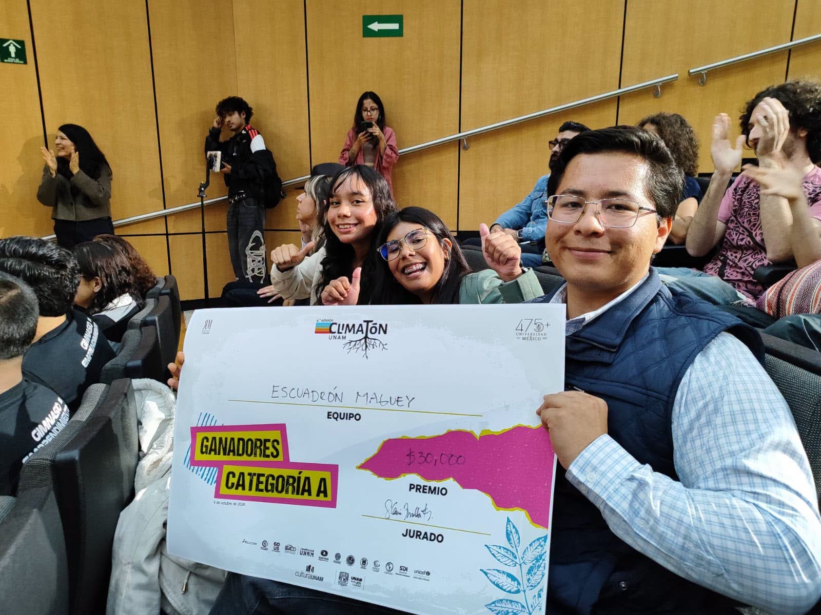 Alumnos de la UAEH ganan el Climatón nacional con filtro de maguey imagen destacada