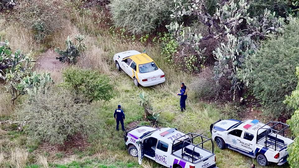 Recuperan en Actopan taxi robado tras operativo con vigilancia aérea imagen destacada