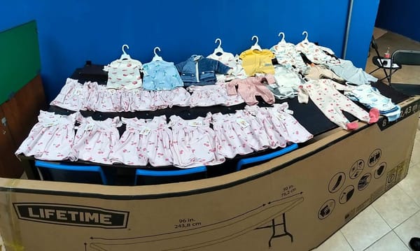Aseguran a mujer por presunto robo de mercancía en tienda departamental de Tepeji del Río