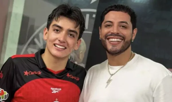 "No me lo voy a llevar de fiesta": Eduin Caz presume su encuentro con Gilberto Mora