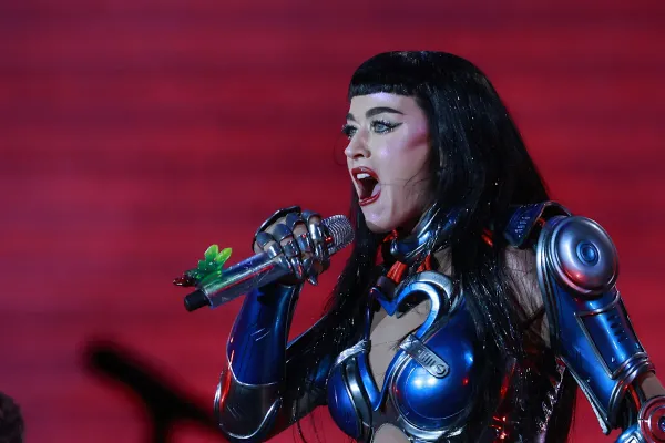 Katy Perry exige respeto a su música tras polémico video de la Casa Blanca