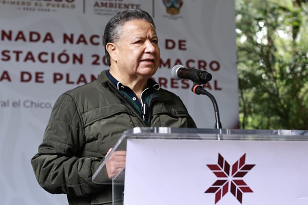 Menchaca entrega dos millones de plantas para reforestar los 84 municipios de Hidalgo