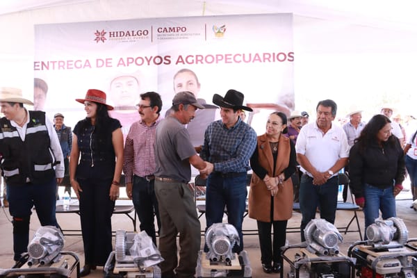 Gobierno de Hidalgo entrega más de 13.4 millones de pesos en apoyos el campo