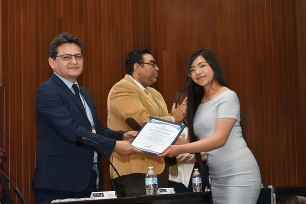 Egresada del ITESA recibe reconocimiento nacional como una de las mejores ingenieras de México