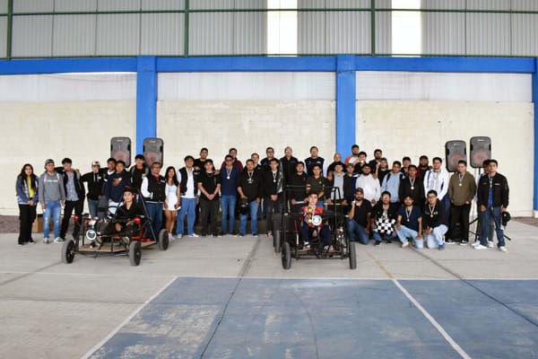 Estudiantes del ITESA desarrollan dos go-karts eléctricos