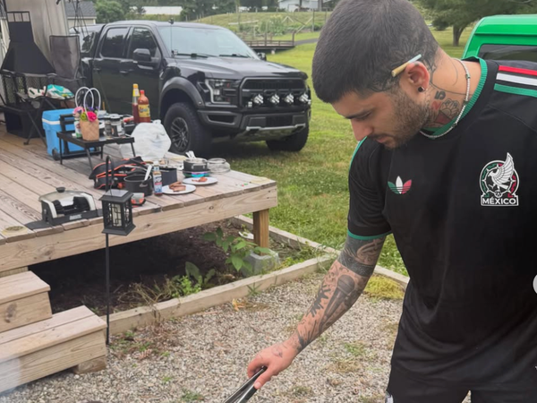 ¿Zayn Malik es mexicano? La playera del Tri y unos elotes desatan la locura en redes