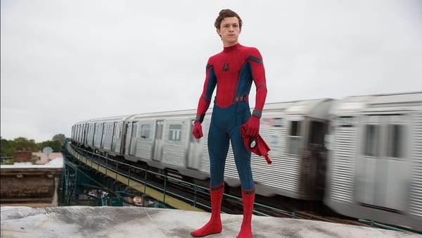 Niños le escriben a Spider Man a su dirección en Nueva York