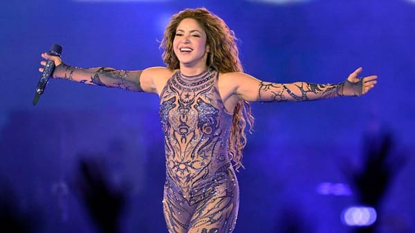 Shakira solidaria con Colombia