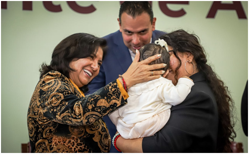 Seis menores se integran a nuevas familias mediante proceso de adopción