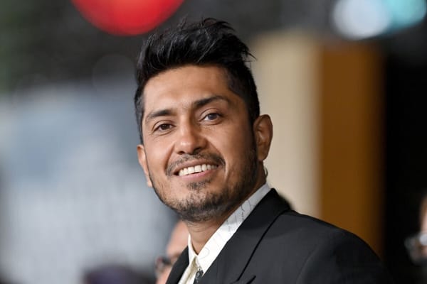 Regresa Tenoch Huerta a Hollywood