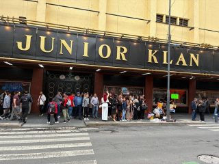 Junior Klan hace historia en el Teatro Metropólitan